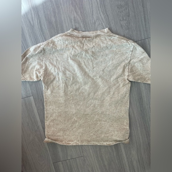 Destination designs Corvette cream tan vintage y2k t shirt - Picture 3 of 3